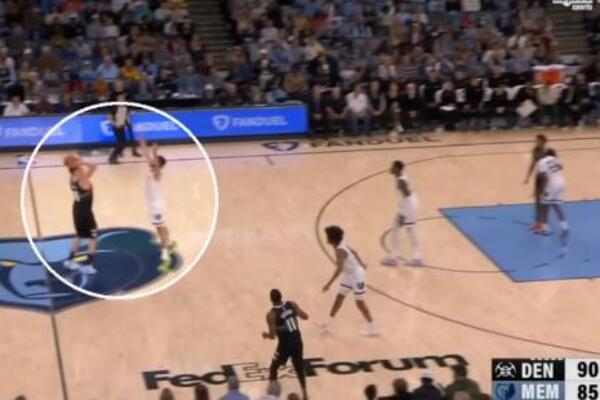 Jokić uz zvuk sirene dao trojku s centra: Ma ljudi, gledajte samo reakciju posle toga - o ovome priča cela Amerika