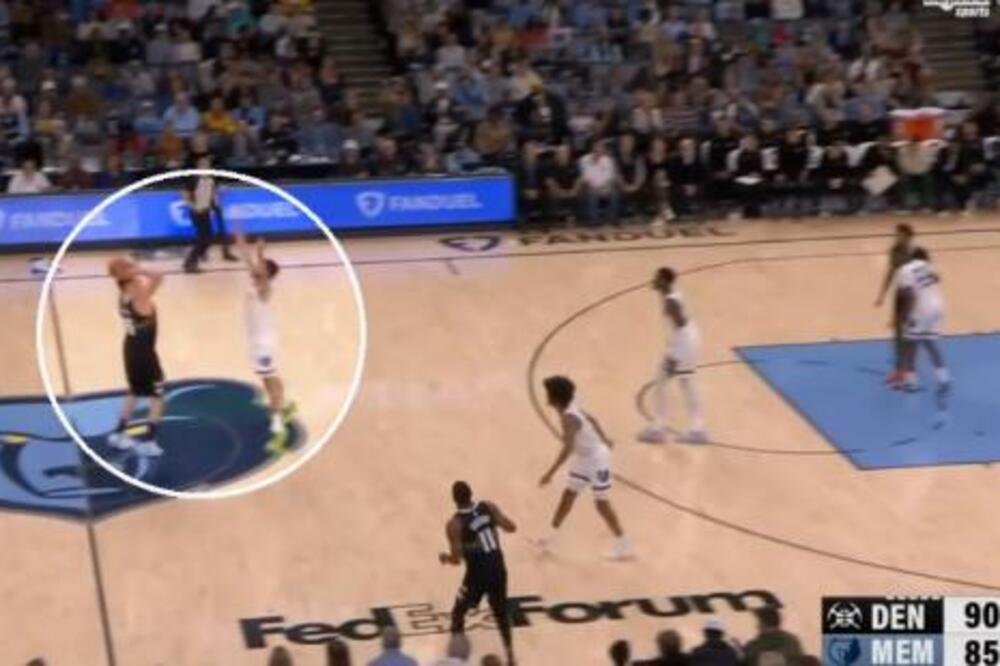 Jokić uz zvuk sirene dao trojku s centra: Ma ljudi, gledajte samo reakciju posle toga - o ovome priča cela Amerika