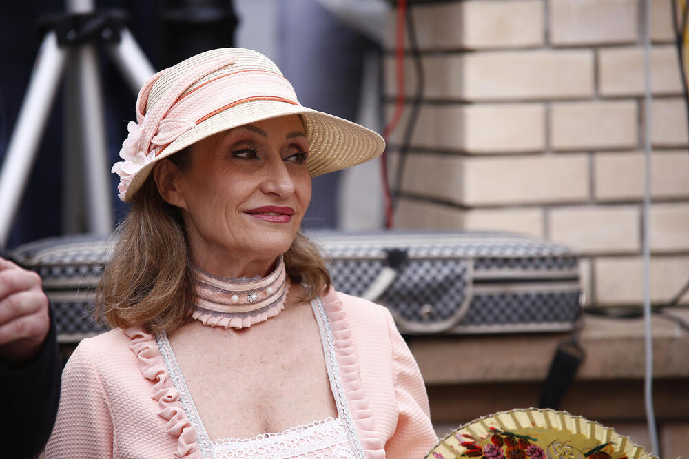 "On je čovek koji nije..." Ljiljana Jakšić progovorila o ocu svoje ćerke, ono što je doživela ledi krv u žilama