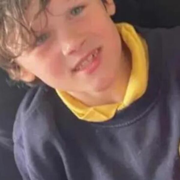 DEČAK (8) UMRO NAKON ŠTO JE SLOMIO RUKU! Povraćao je i imao problema sa disanjem, a u bolnici mu rekli da PROŠETA?!