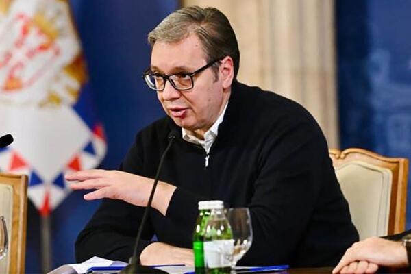 Vučić: "Srbija je na svojoj strani, ma koliko se to ne sviđalo Zapadu i Moskvi"