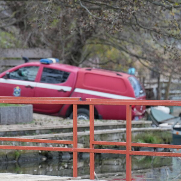 DVA PRIJATELJA OTIŠLA NA VIKENDICU KOD LESKOVCA I NESTALI BEZ TRAGA! Policija na nogama, u blizini i JEZERO!