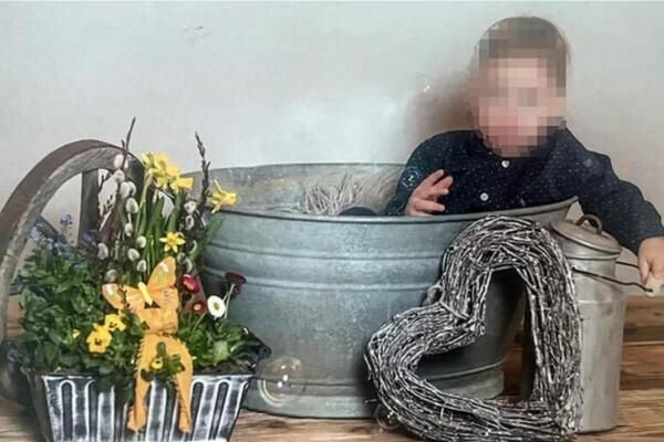 Vračara rekla roditeljima da im je sin DEMON, posle 2 dana policija okružila kuću! Radili mu jezive stvari jer...