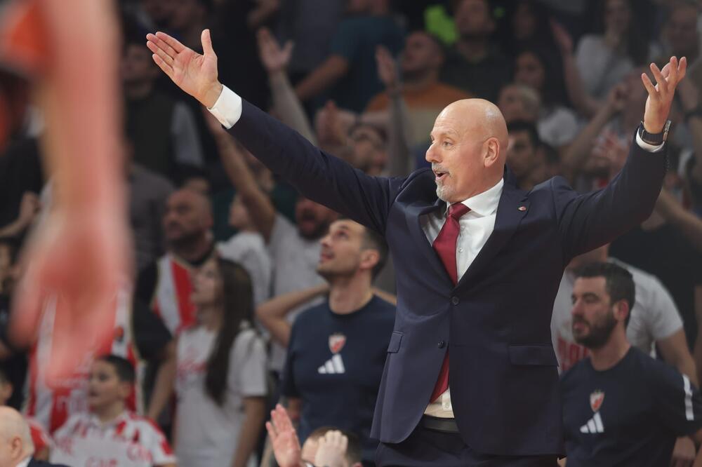 Obradović srušio Olimpijakos, pa se biranim rečima oprostio od Željka!