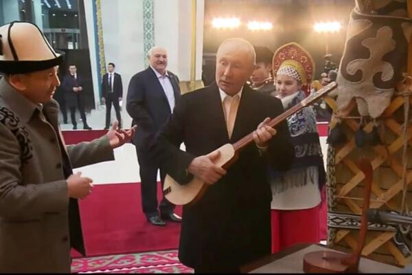 KAD PUTIN SVIRA, SVI MORAJU DA ĆUTE IAKO ZVUČI GROZNO: Lukašenko probao da izvadi situaciju, ali nije uspeo (VIDEO)