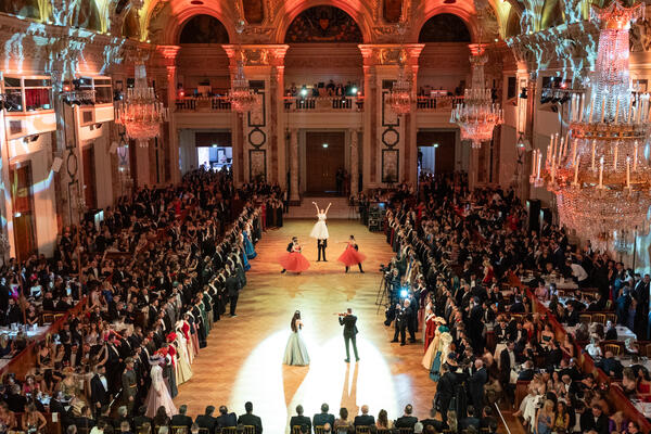 SVETOSAVSKI BAL U BEČU 2026 - TRADICIJA, UMETNOST I HUMANOST KOJA TRAJE