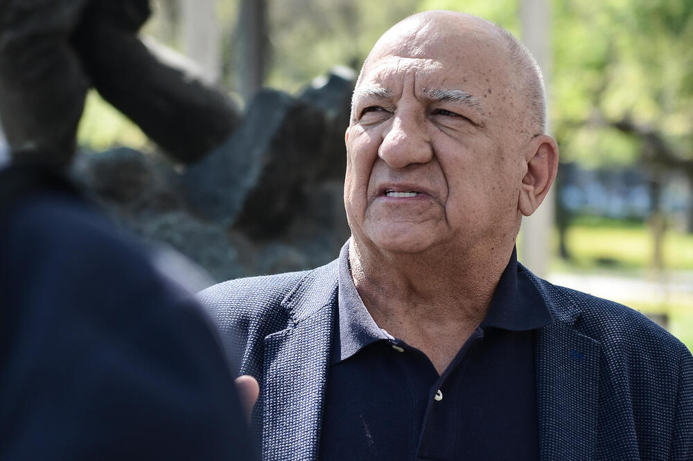 Zašto je Ivan Bekjarev menjao prezime čak 3 puta? Otkriveno pravo poreklo glumca, ovo je promaklo apsolutno svima