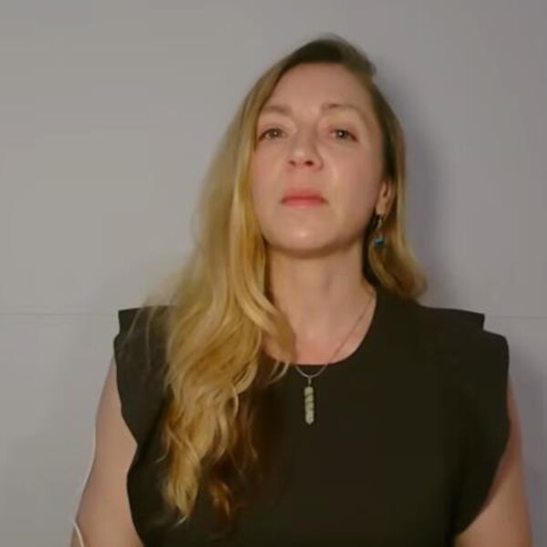 SERENU SU PRIMORALI DA SE UDA ZA SVOG DEDU! "Bila je to vrsta dedinog maženja, sa 7 me je u krevetu..."