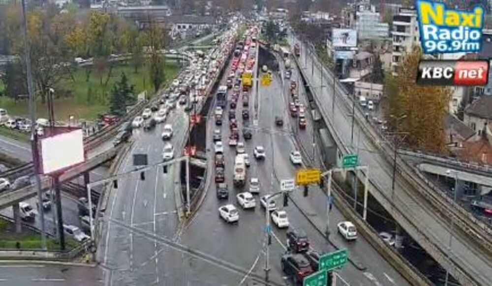 Kolaps na Autokomandi