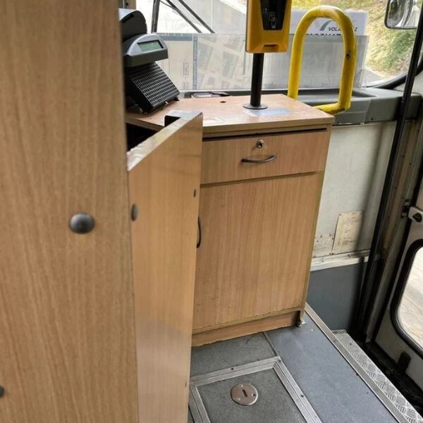 NIJE SRBIJA, BOSNA, NI HRVATAKA, ZEMLJA JE ČLANICA EU: Slika autobusa je apsolutan HIT, majstor ugradio OVO i ŠIBA