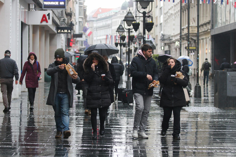 DANAS HLADNO VREME SA SUSNEŽICOM I SNEGOM: Bez kišobrana nigde nećete moći, biće LEDEN DAN!