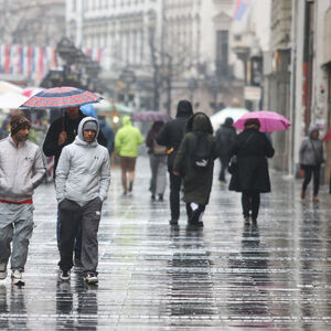 DANAS OBLAČNO SA KIŠOM I MAGLOM, A NI VETAR NEĆE IZOSTATI: Biće 12 stepeni, a konačno ćemo videti i SUNCE!