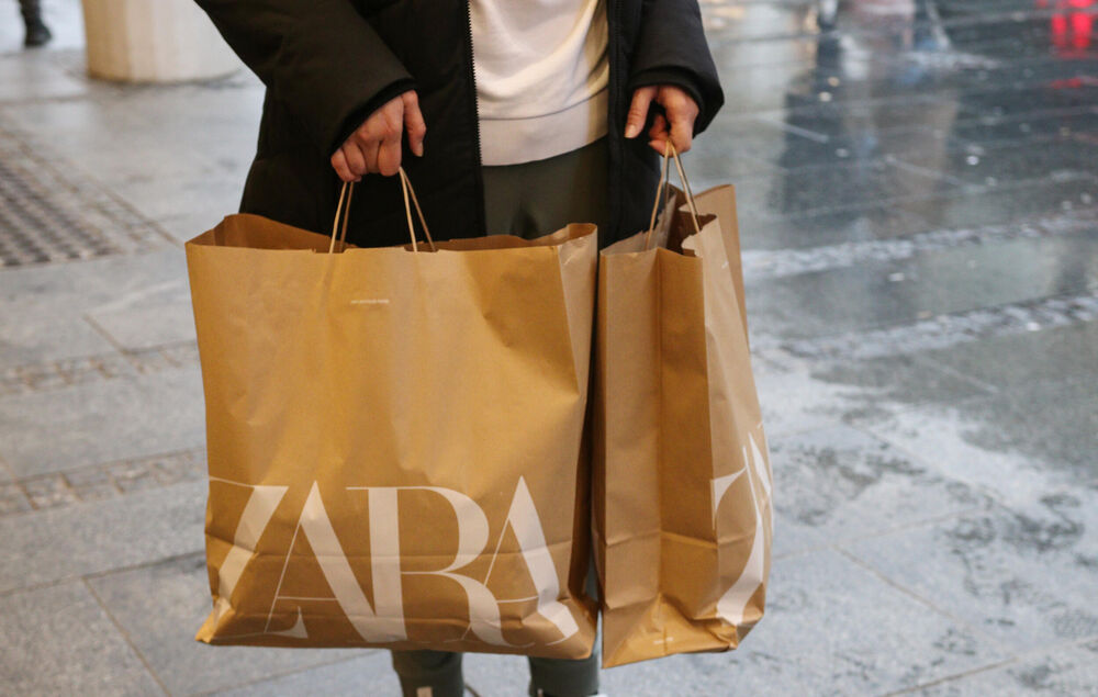 Beograđanka za Crni petak kupila dve pune kese u Zari