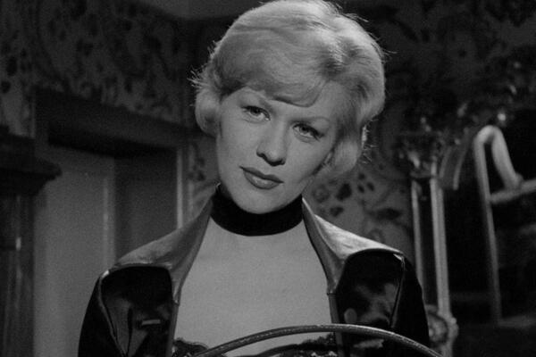 Odlazak čuvene glumice: Život joj obeležila drama koja će se pamtiti zauvek