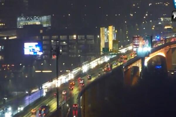 Opšti kolaps na Gazeli: Sudarilo se šest ili sedam vozila!