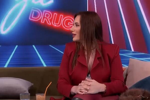 DRAMA U PORODICI! Otac voditeljke Pinka završio na INTENZIVNOJ - SVE SE SAZNALO U UŽIVO PROGRAMU