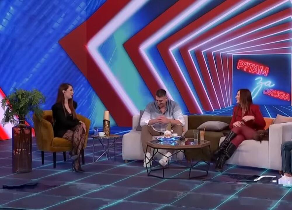 KRISTIJAN TVRDI DA NEMA NI DINARA! Prljav veš samo pršti - nakon što ga je Kristina ostavila bacio DRVLJE I KAMENJE