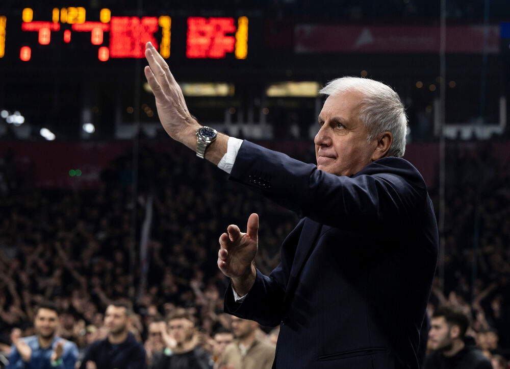 Veliki san crno-belih - Željko Obradović na klupi!