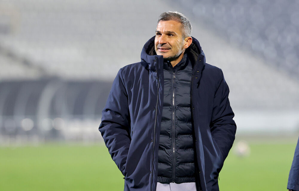 Slavlje Nenada Stojakovića posle pobede Partizana nad Javorom iz Ivanjice