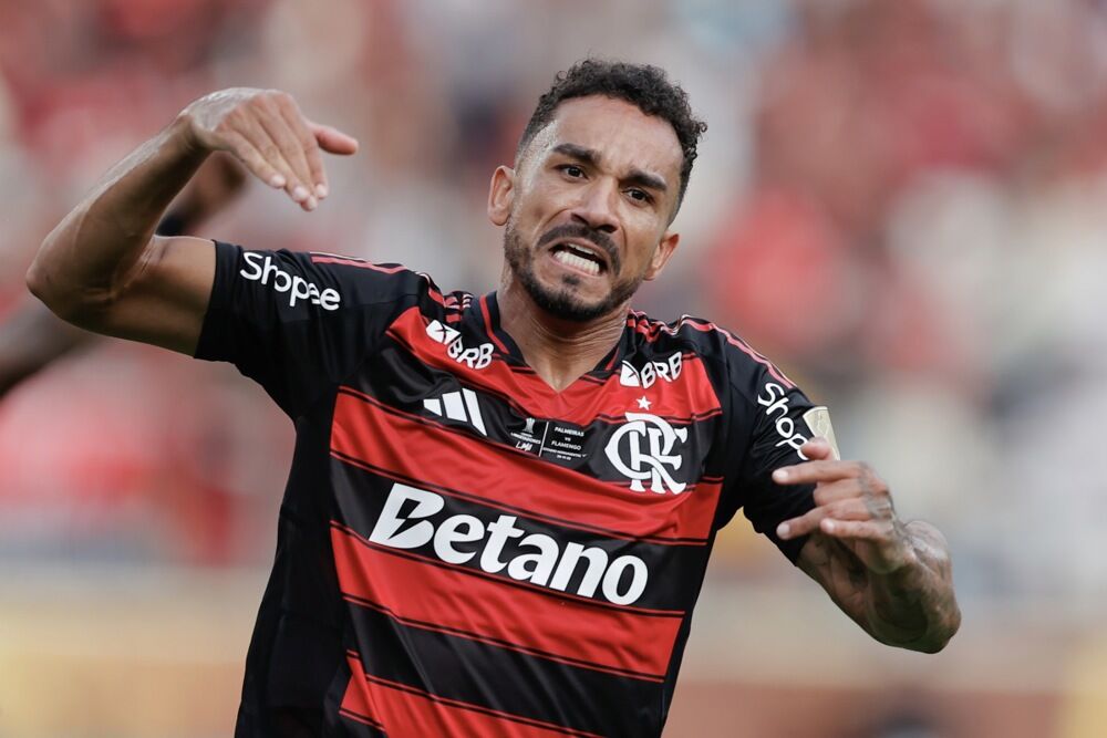 Slavlje Danila posle gola u finalu Kopa Libertadores 2025. godine