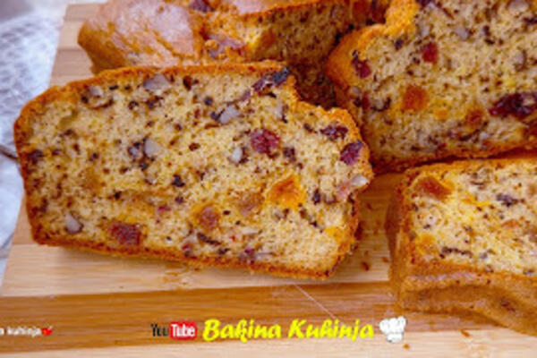 Najsočniji kolač sa suvim voćem: Idealan je za praznike, recept svi zapisuju zbog jedne tajne