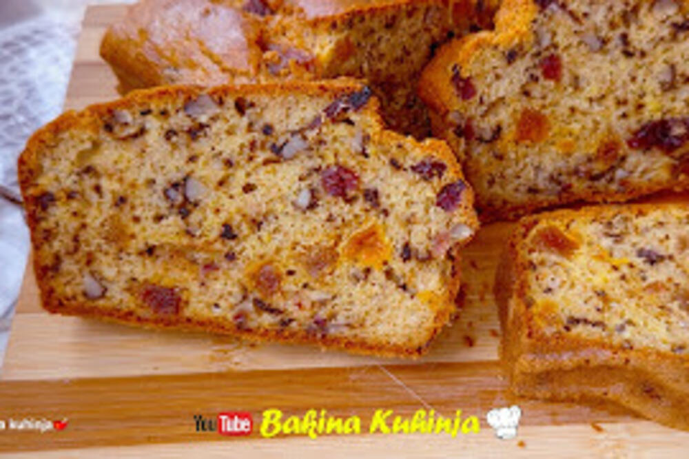 Najsočniji kolač sa suvim voćem: Idealan je za praznike, recept svi zapisuju zbog jedne tajne