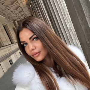 Bivša misica otkrila da ima rak: Sada je prvi put progovorila o borbi za život, rasplakala je mnoge!