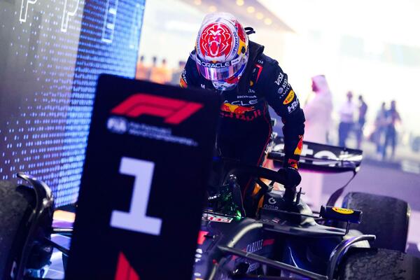 Hamilton osvojio Katar, drama u borbi za titulu!