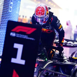 Hamilton osvojio Katar, drama u borbi za titulu!