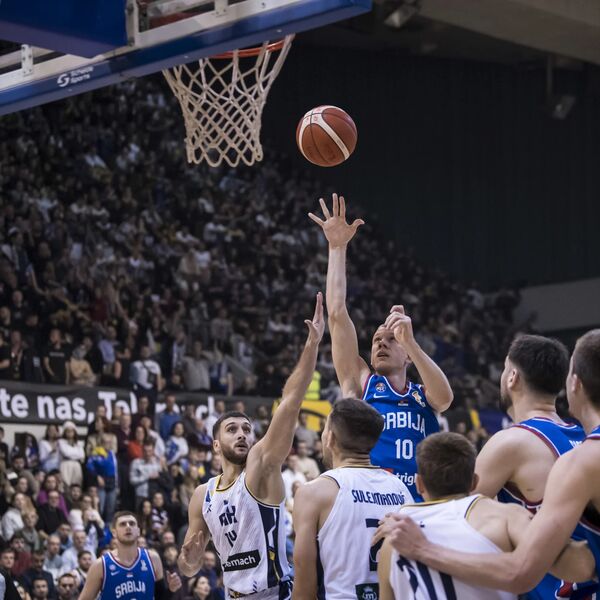 Košarkaški savez Srbije traži reakciju FIBA posle sramnog skandiranja u Sarajevu!