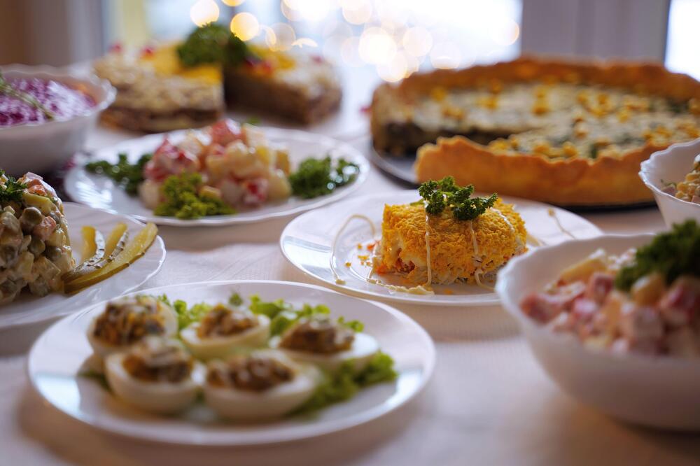 Nećete verovati šta je posluženo Ukrajincima na jugu Floride! Amerikanci su im na MENI stavili ova jela na sastanku