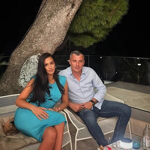 PRE 29 DANA SE RAZVELA, PRE 8 VERILA, A SAD SAOPŠTILA DA JE TRUDNA! Šok iz doma Zvezde Granda, ne planira da stane