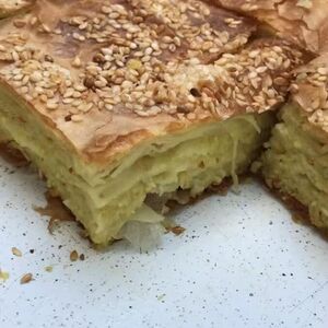 DA LI STE IKAD ČULI ZA "POSNU GIBANICU"? Diše i miriše kao prava, Srbi ostanu u čudu kad vide u čemu je tajna