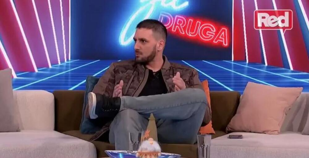 ODAKLE OVAJ ČOVEK NA PINKU? Nekad imao 30 KILA VIŠKA, a sad strahuju da nema šta da jede, ŠOK PRIZOR