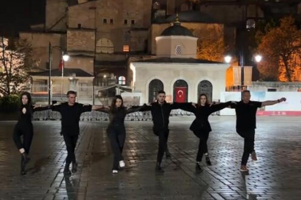 GRCI ZAIGRALI ISPRED AJA SOFIJE, TURCI POLUDELI OD BESA! Snimak izazvao GNEV, a onda ih je JEDNA REČENICA POKOPALA!