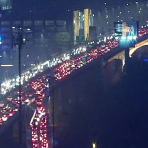 Popodnevni špic uzima maha! Totalni kolaps u celom gradu, ovi delovi su najkritičniji - vozila mile u kolonama!