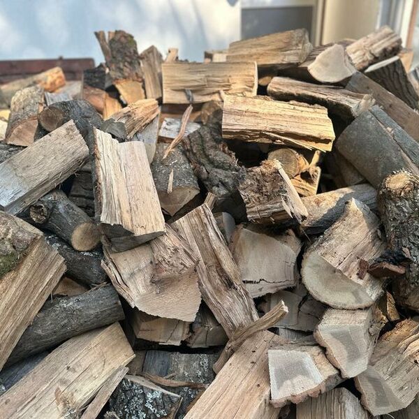 Cene ogreva u Srbiji otišle u nebo: Evo šta je najviše poskupelo i koliko ćete novca morati da izdvojite