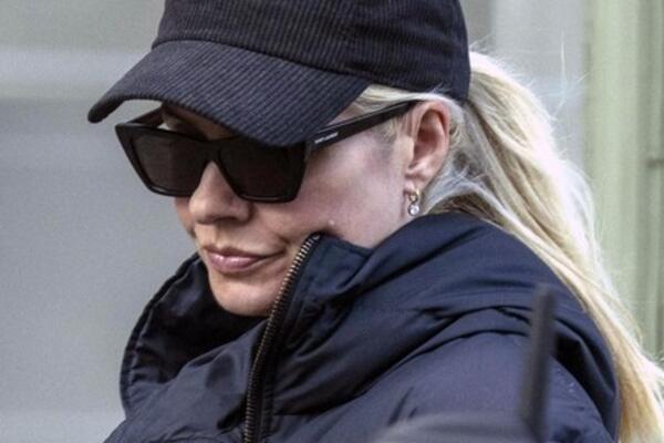 POZNATA VODITELJKA (44) IZAZVALA UDES! Umalo ubila vozača skutera, preko pošte se IZJASNILA O KRIVICI