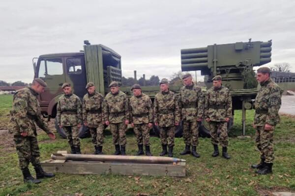 VOJNICI ĆE BITI U KASARNAMA 75 DANA! Usvojene izmene Zakon o vojsci, evo kad počinje OBAVEZNI VOJNI ROK U SRBIJI