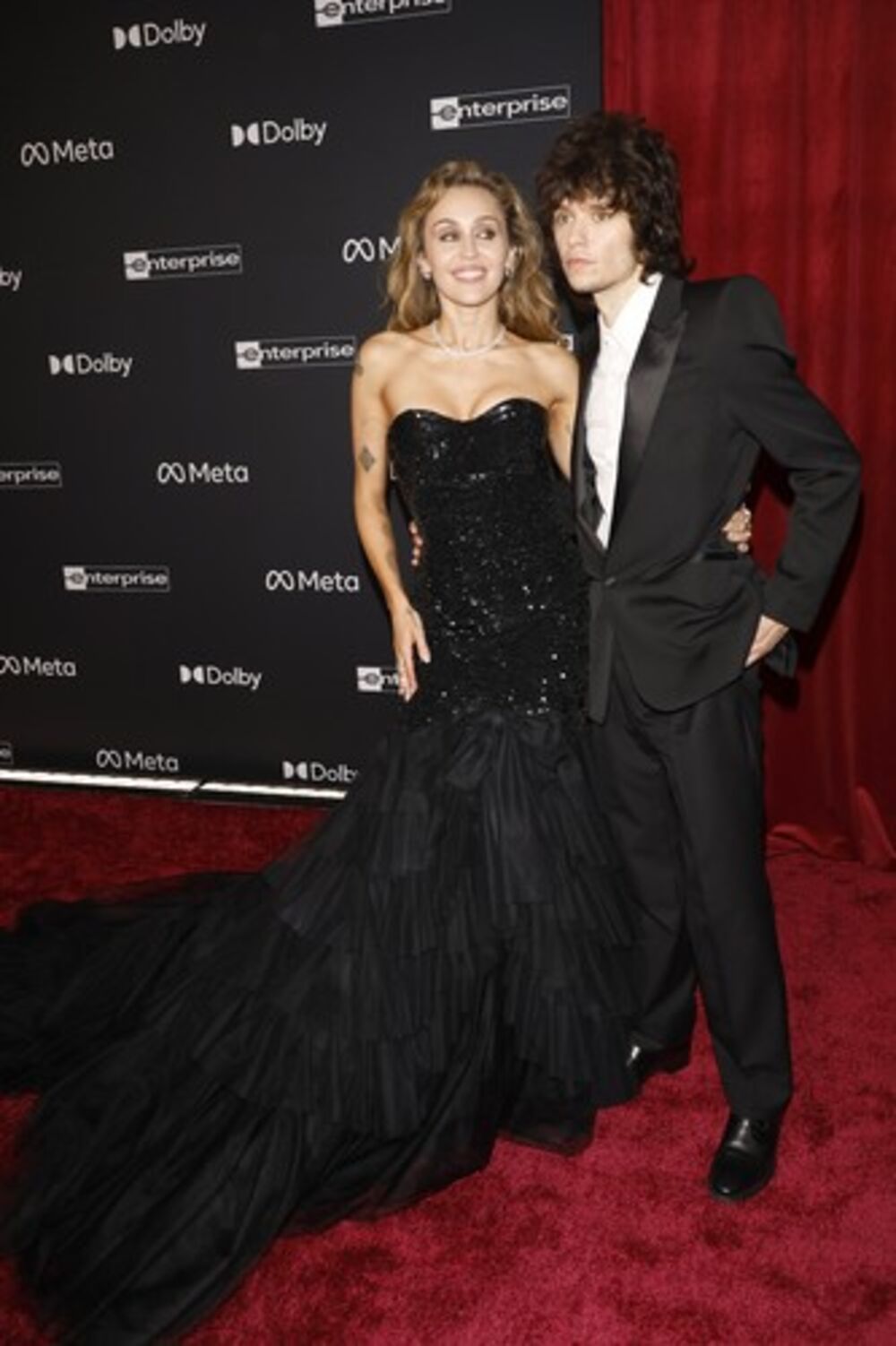 Majli nije imala drugog izbora, te je morala da 'propeva'.