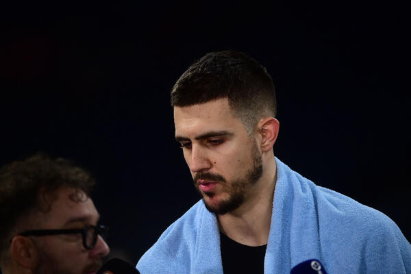 Šta će reći Grobari? "Žao mi je Vanje"!