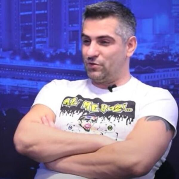 "Skinuo sam se u gaće, to mi nije trebalo u životu" Neša je tada šokirao BEOGRAĐANE - ljudi skretali pogled od...