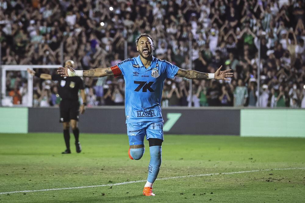 Majstor fudbala: Het-trik Nejmara za poluvreme, Santos sve bliži opstanku!