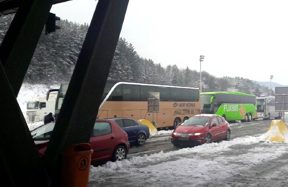 Kolone vozila na granici