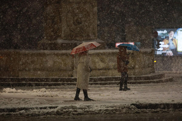 U ovom delu Srbije će noćas padati sneg: Stiže nova tura, temperatura ide u debeli minus