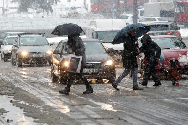 Ponovo stiže sneg u Srbiju - evo i kog datuma tačno: Biće mnogo hladnije, zima će nam ući u kosti