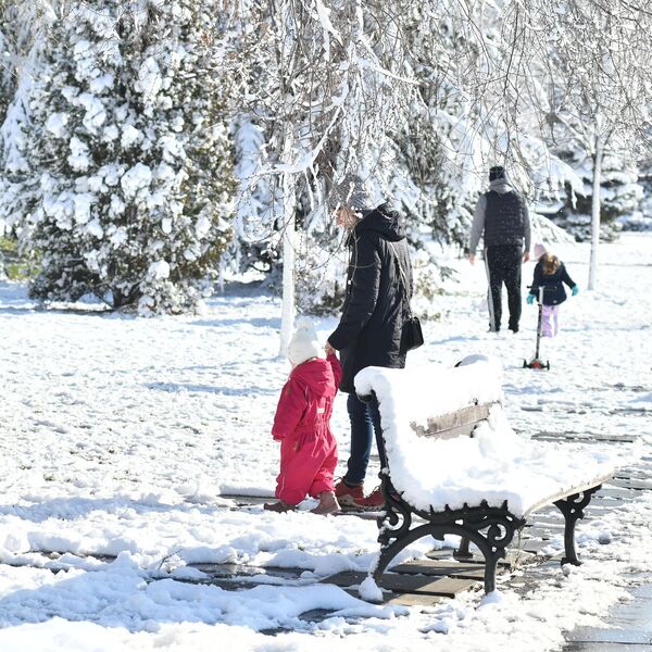 Večeras će se ovi delovi Srbije zabeleti, pašće čak 10 cm snega! Za vikend se očekuje nastavak padavina i ovde!
