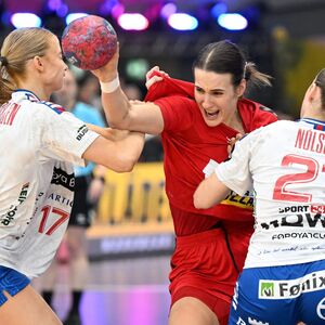 Ljudi moji, da li je ovo moguće? Rukometašice Srbije nisu pobedile Farska ostrva iz neverovatnog razloga (Foto)