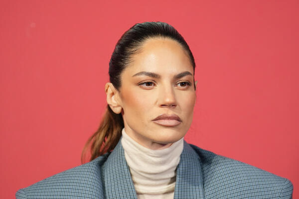 Ljudi ostanu u čudu kada vide koliko Dimitrovska ima godina: Porede je sa boginjom, a na izgledu joj zavidi i mlađe