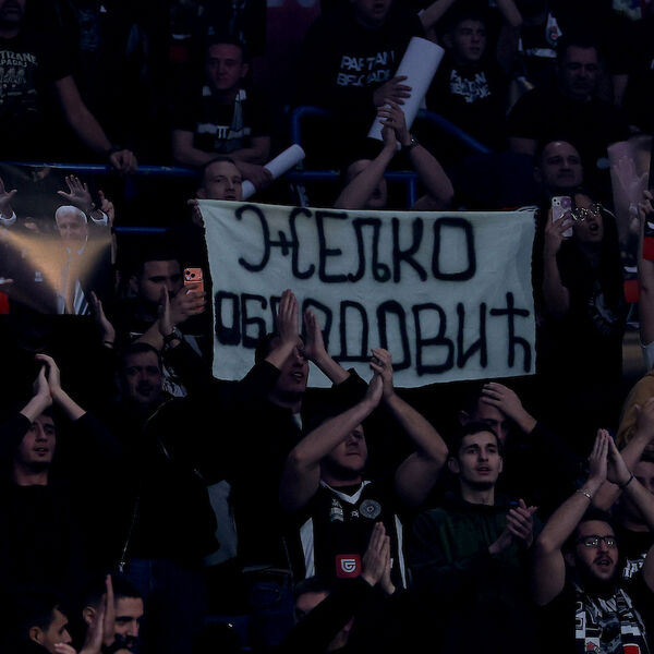 Čitava Arena izviždala košarkaše Partizana! (Video)